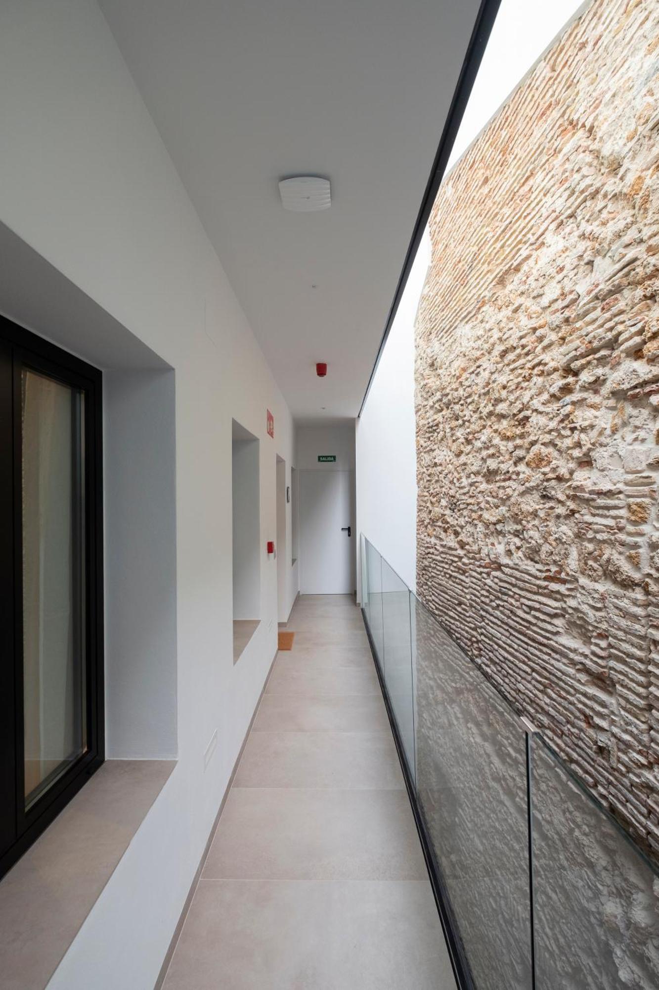 Villar Suites By Cadiz4Rentals Ngoại thất bức ảnh