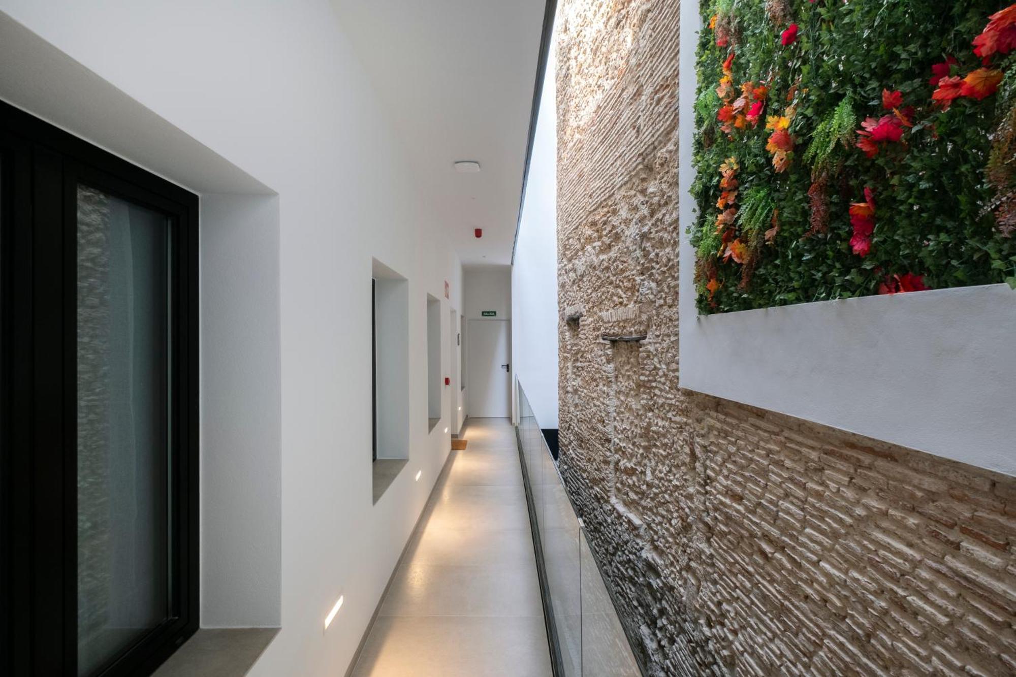 Villar Suites By Cadiz4Rentals Ngoại thất bức ảnh