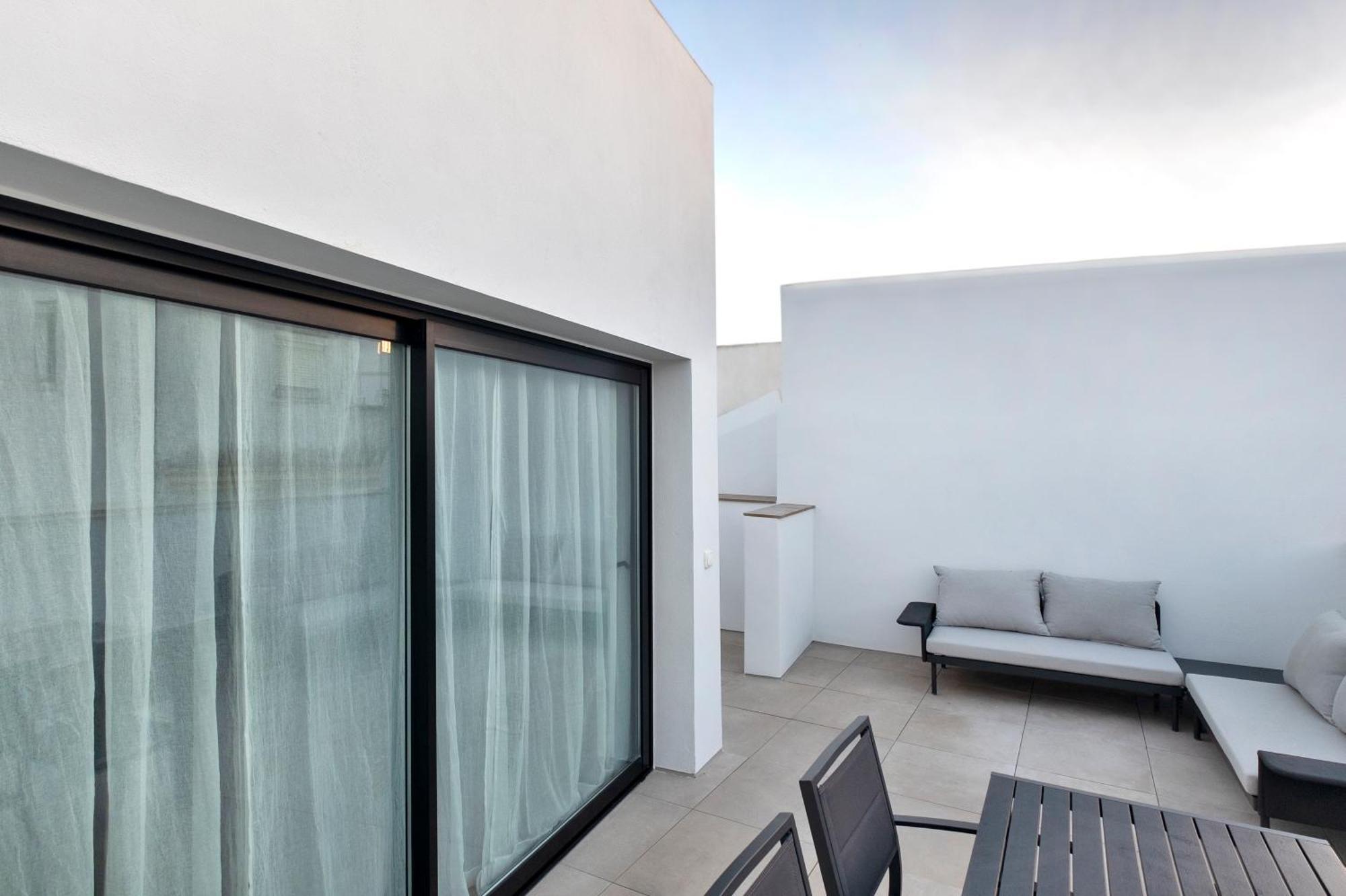 Villar Suites By Cadiz4Rentals Ngoại thất bức ảnh